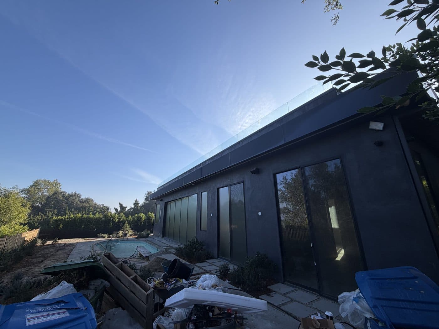 Floor-to-ceiling glass doors cleaned by Window Wizards on a modern Los Angeles home